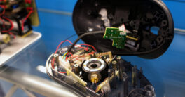 حمله Mic-E-Mouse